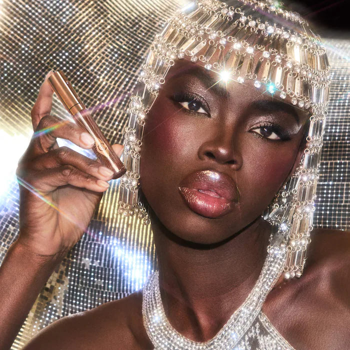 Charlotte Tilbury Charlotte’s Beauty Treasure Chest Makeup and Skin Care Advent Calendar